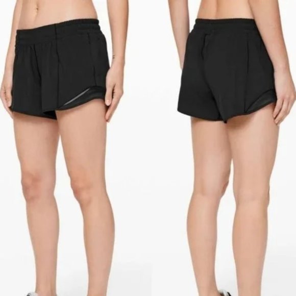lululemon athletica Pants - Lululemon Hotty Hot Short II 2.5" Black Size 4